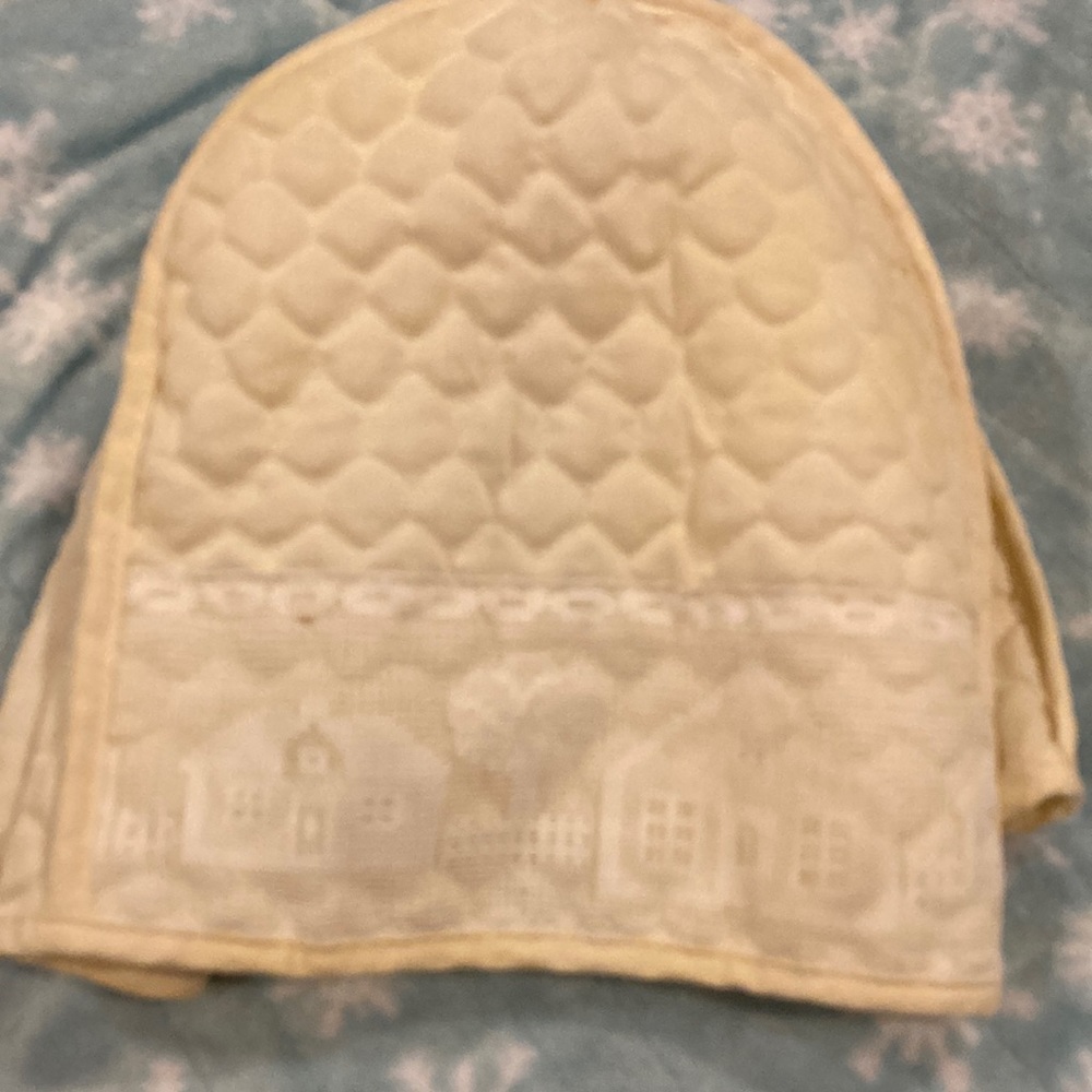🌻 Vintage tea cozy quilted